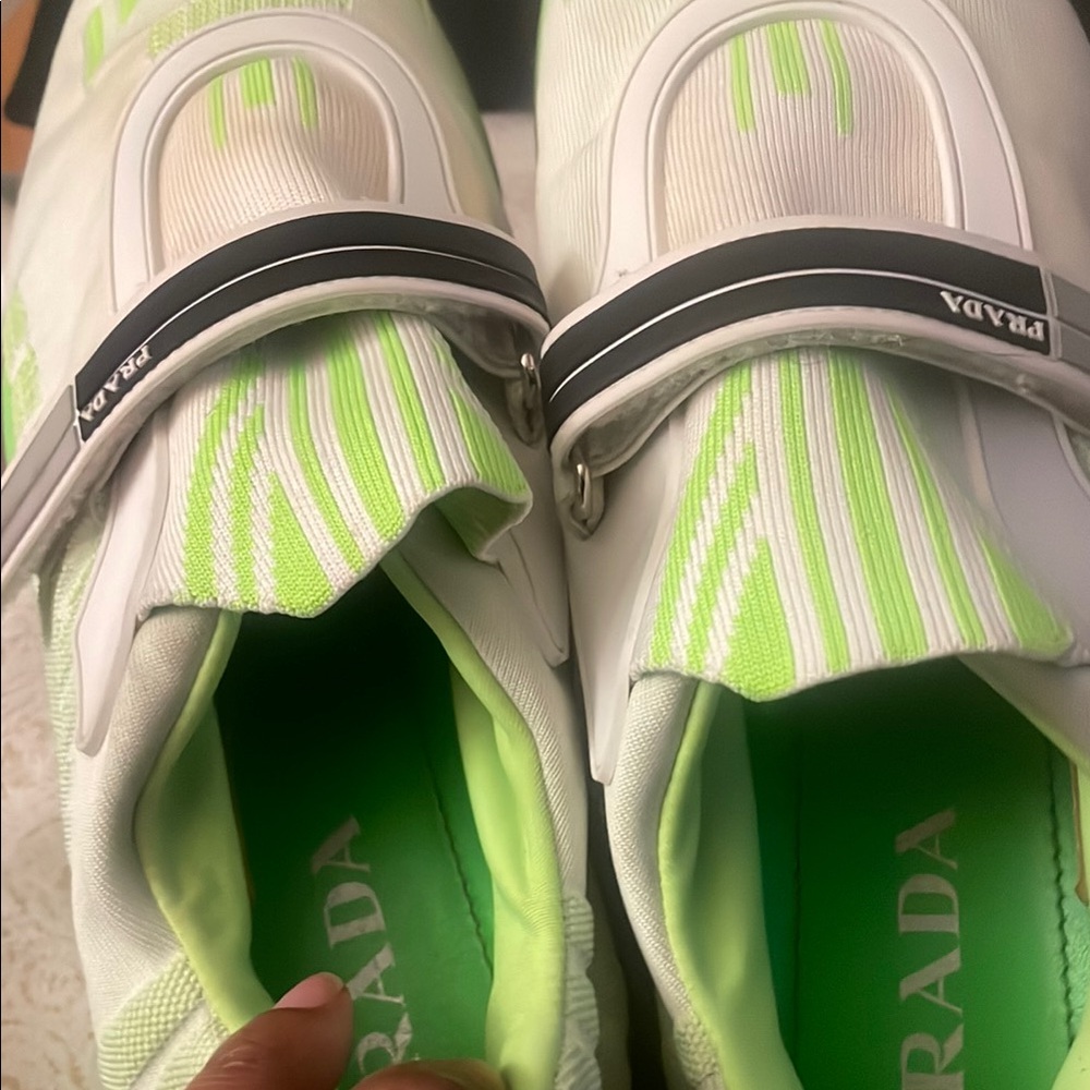Prada Shoes - Picture 17 of 17
